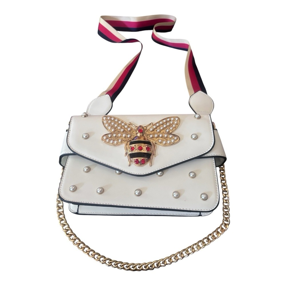 Jeweled Bee Motif Faux Leather Cross Body Purse White Studded NWOT Pristine